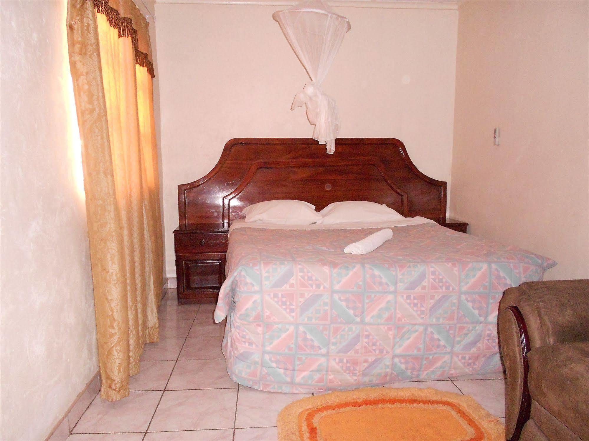 Comfort Corner Guesthouse Livingstone Buitenkant foto