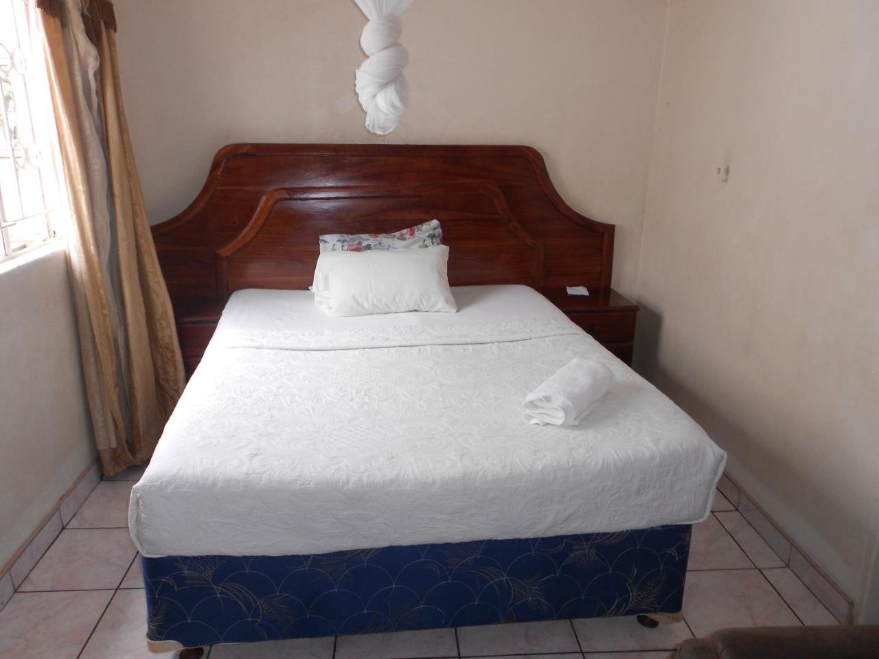 Comfort Corner Guesthouse Livingstone Buitenkant foto